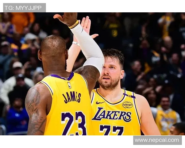 火箭与勇士激战正酣腾讯直播时间定于5月11日精彩不容错过 火箭与勇士激战正酣腾讯直播时间定于5月11日精彩不容错过